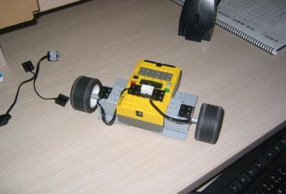 Robot